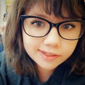 Meet your Posher, Gabrielle